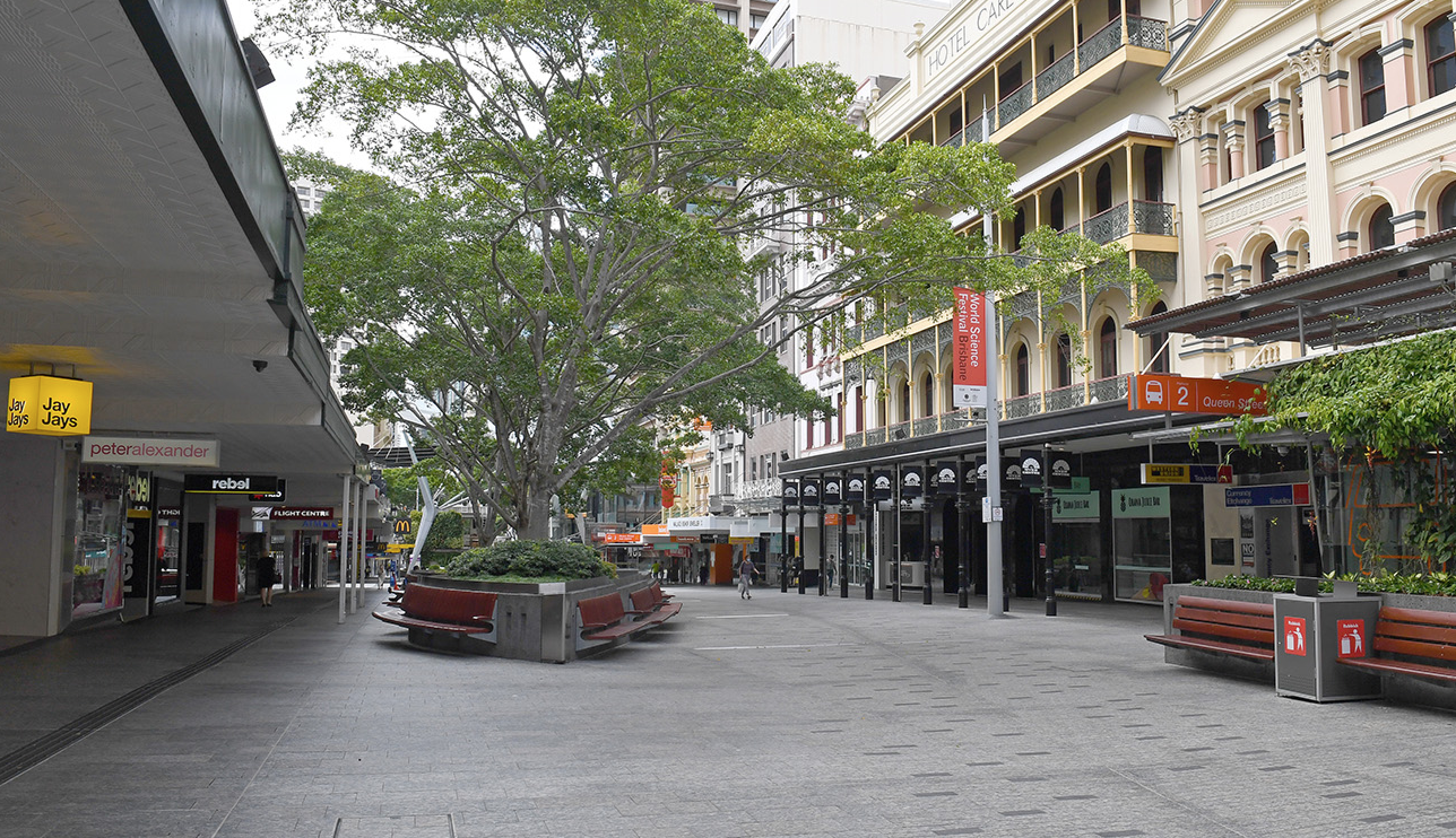 Several areas of Queensland will be plunged into a three-day lockdown following the multiple new COVID-19 community cases in the state. 