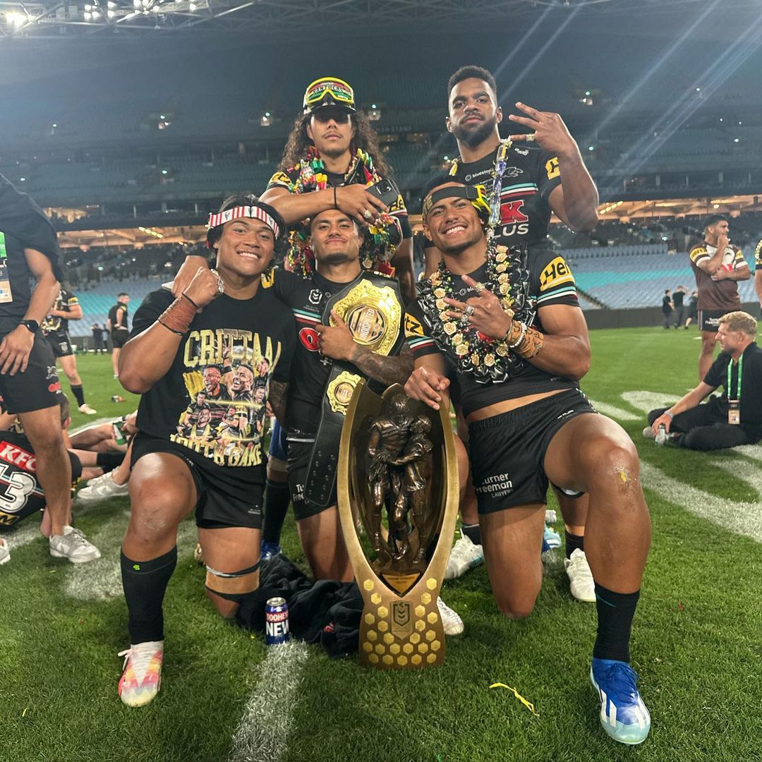 Brian To'o, Jarome Luai, Spencer Leniu, Sunia Turuva and Stephen Crichton pose with the Provan-Summons trophy.