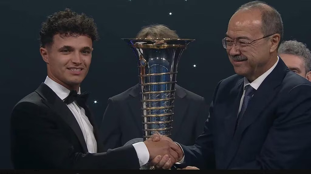 F1 twitter couldn't contain themselves as photo perfectly sums up 2025 season. 