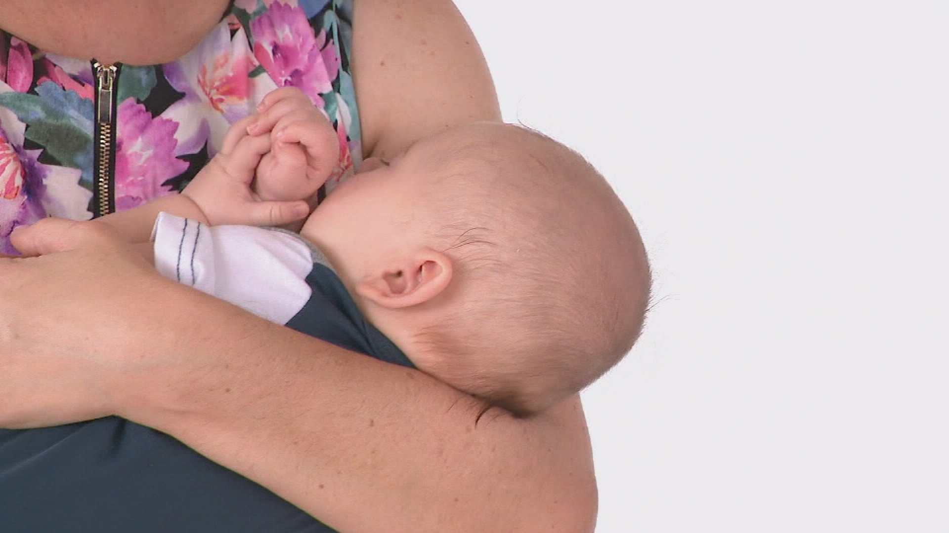 Lewis and Sarah Cianci, from Beenleigh in Queensland, said their Skoda Kodiaq locked itself with their baby boy inside.