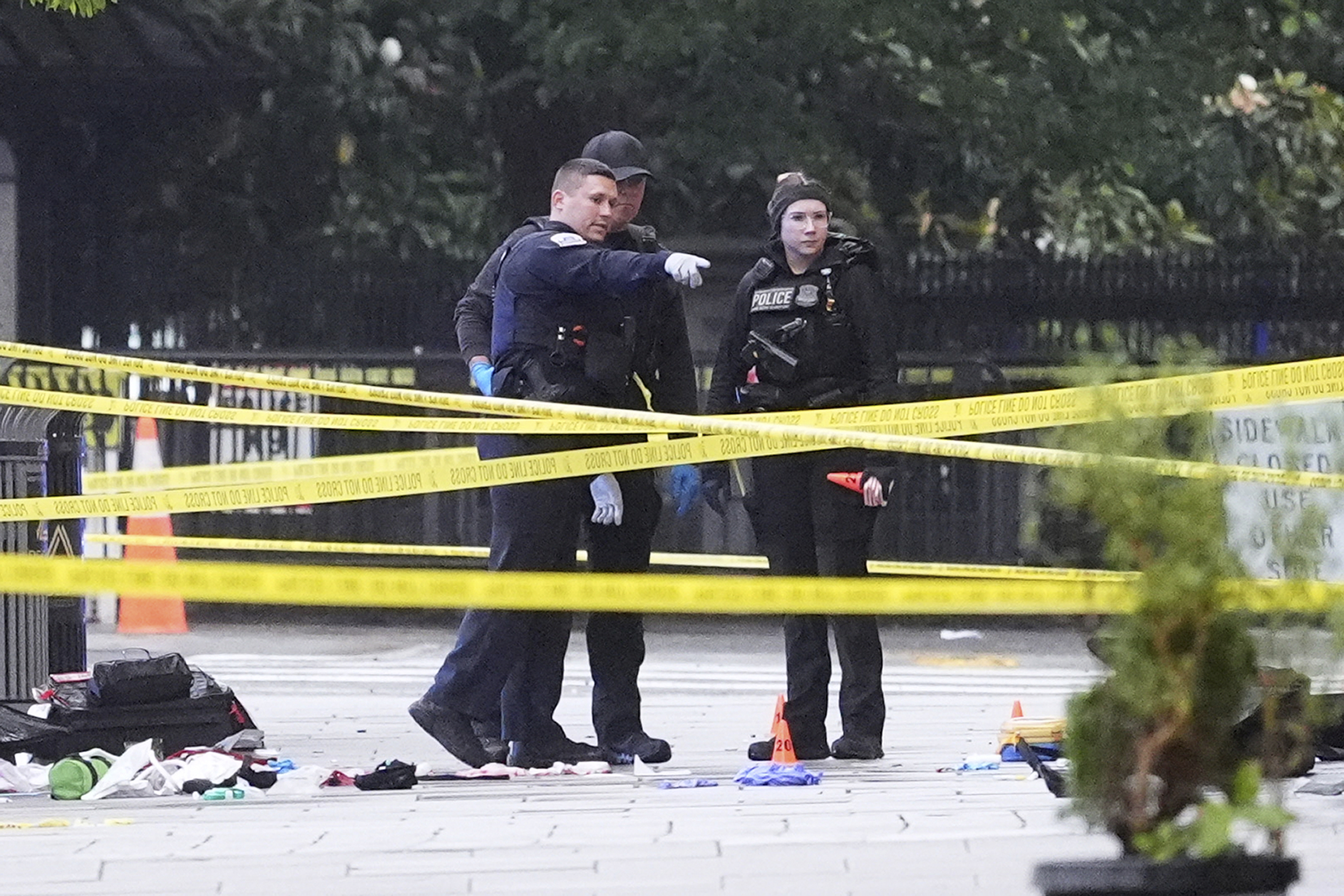 Shooter killed, bystander critical after shootout near White House