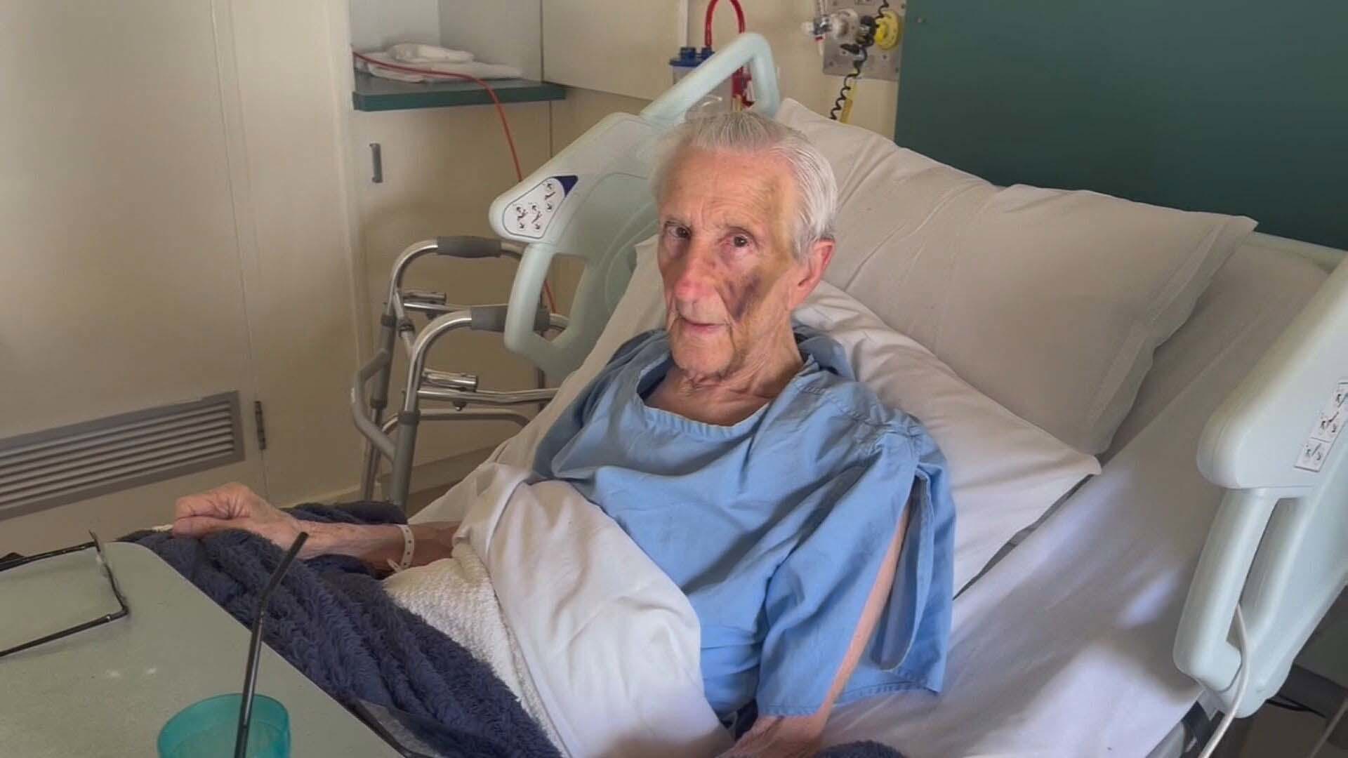 An 86-year-old with terminal lung and heart problems has applied to end his own life because of blown-out wait times for federal government assistance.Cyril Tooze is one of 70,000 elderly Australians left waiting to receive at-home aged care.