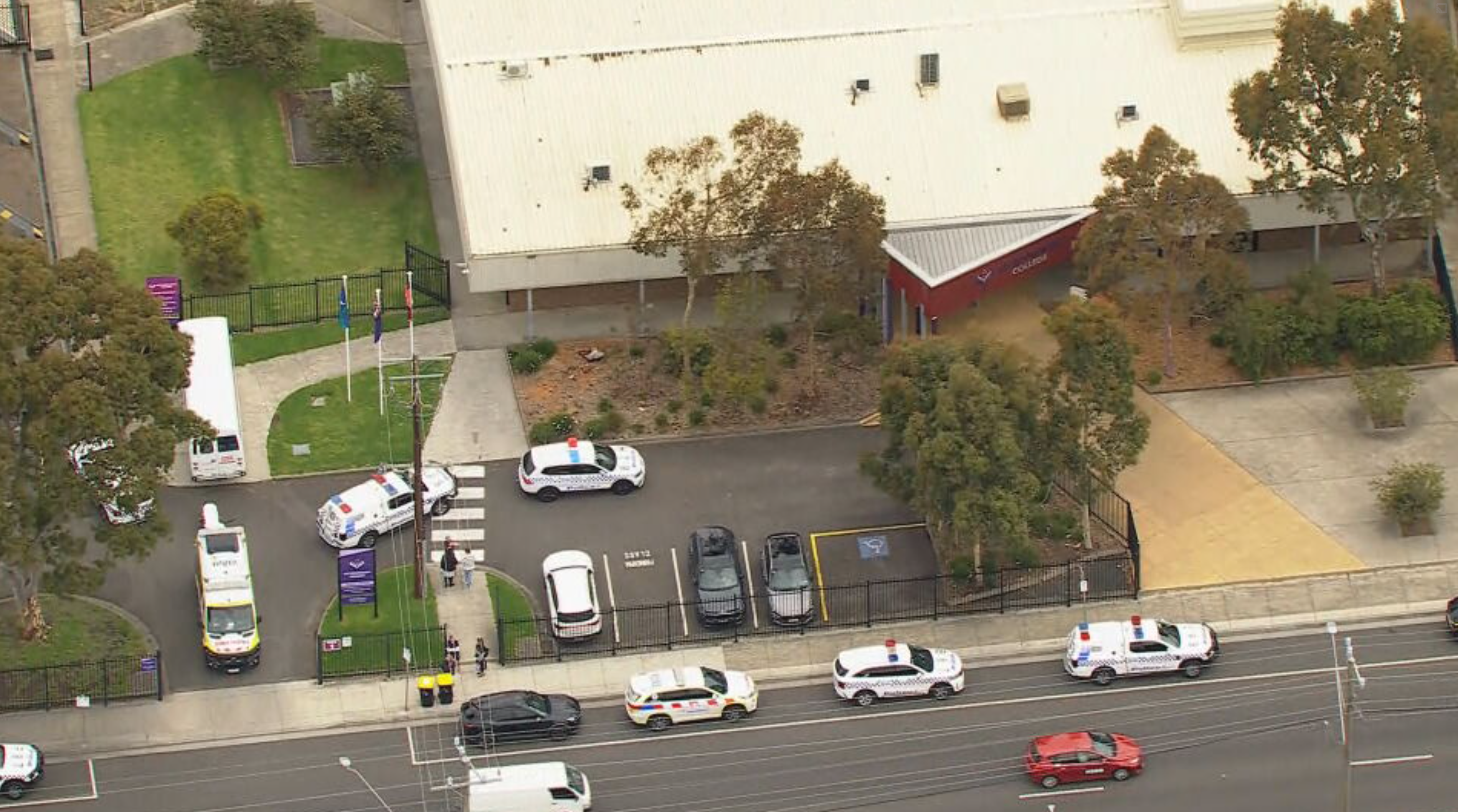 Principal stabbed by staff member at Melbourne secondary school 