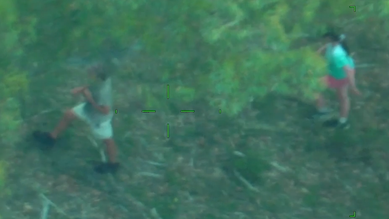 New vision shows the moment two missing children in rural NSW were found.