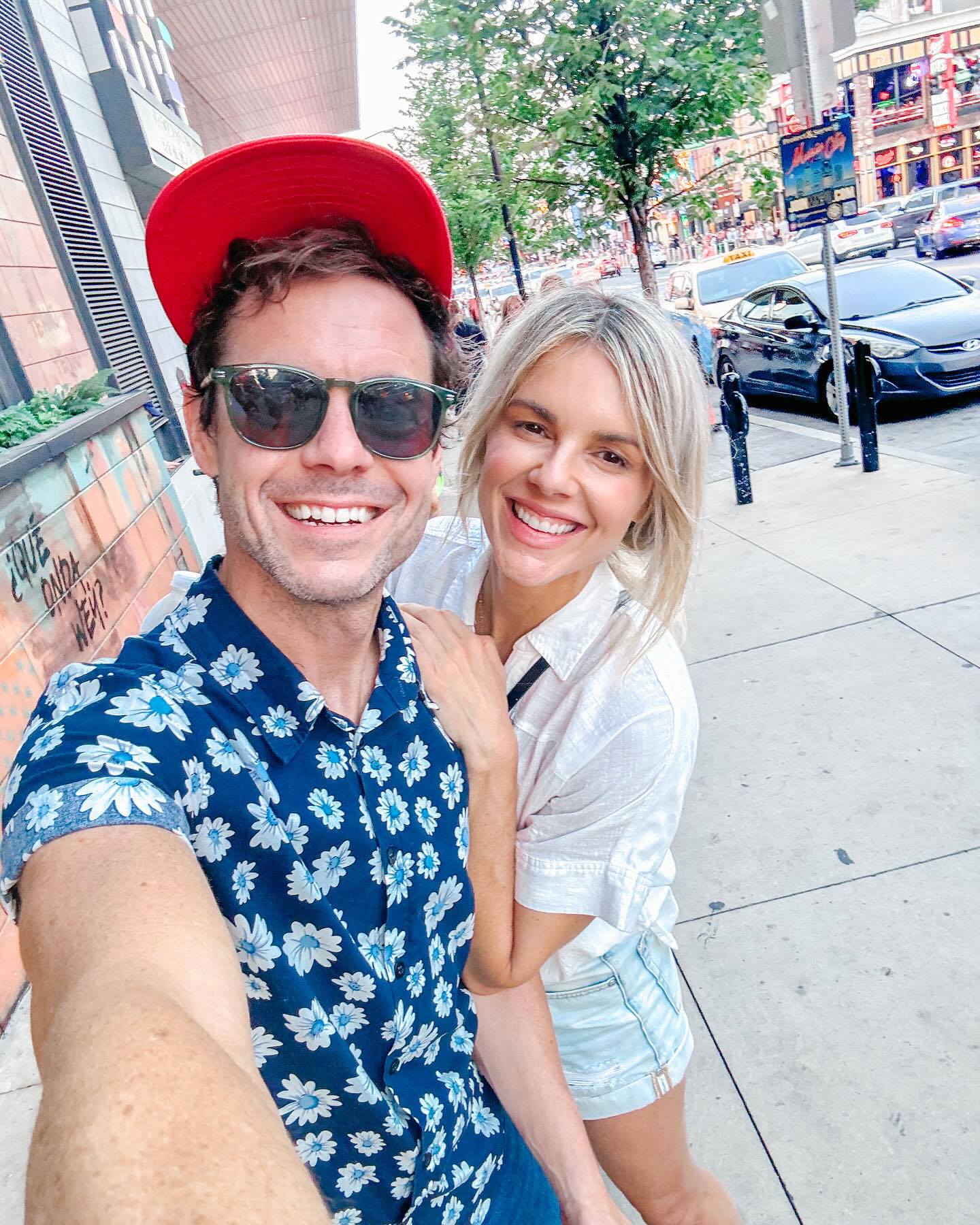 Kevin Manno and Ali Fedotowsky-Manno