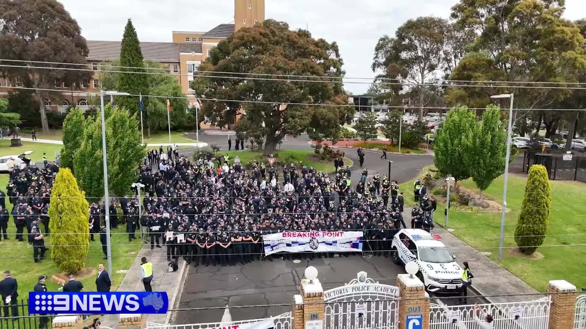 Victoria Police Commissioner Shane Patton﻿'s contract will not be renewed following a damning vote of no confidence by officers within the force.
