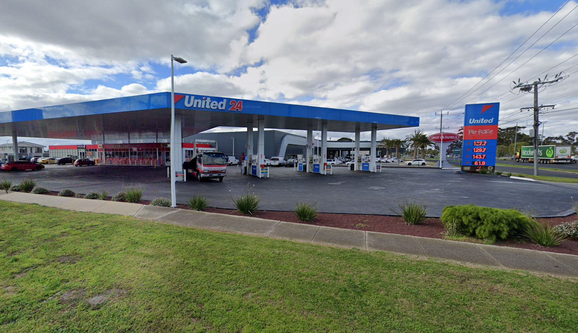 Four arrested after string of robberies in Melbourne