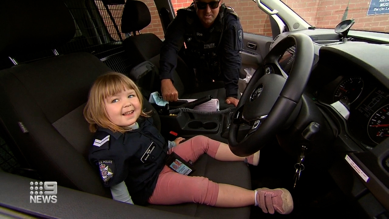 Police have made five year-old Isla's dreams come true wtih a special visit.  