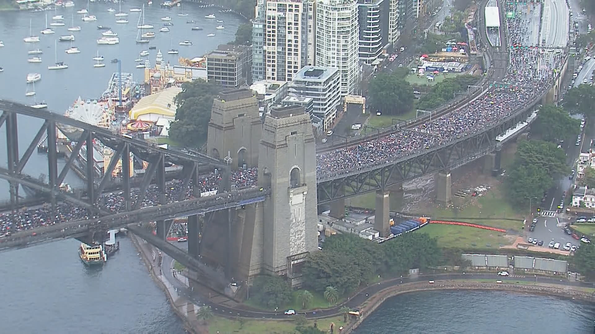 Pro-Palestine protests on Sydney Harbour Bridge