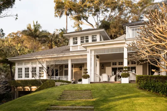 Luxurious seven-bedroom mansion in Sydney's Palm Beach is expected to sell for $40 million, which would break the northern beaches record of $27.5 million. 