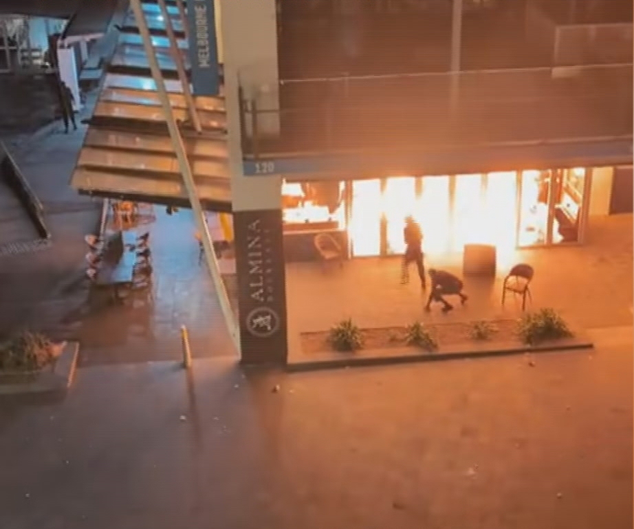 The restaurant was set on fire yesterday morning.