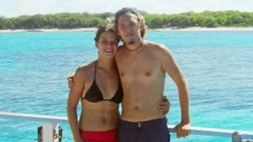 Tobias Moran, formerly known as Tobias Suckfuell, had been travelling around Australia with Simone Strobel in 2005