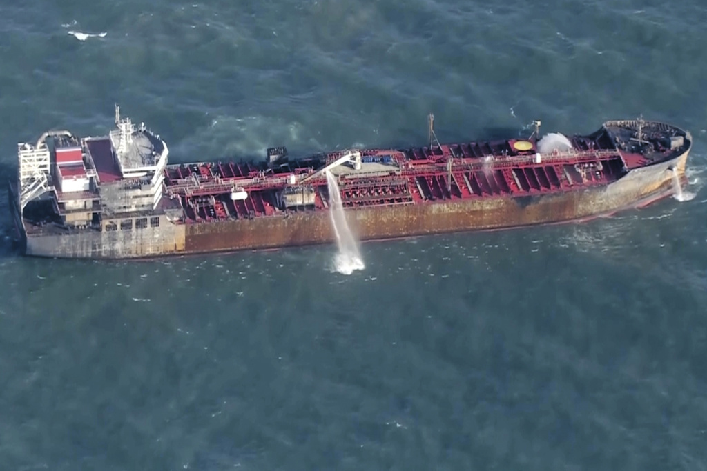 El Reino Unido teme el daño ambiental después de la colisión de los barcos en el Mar del Norte