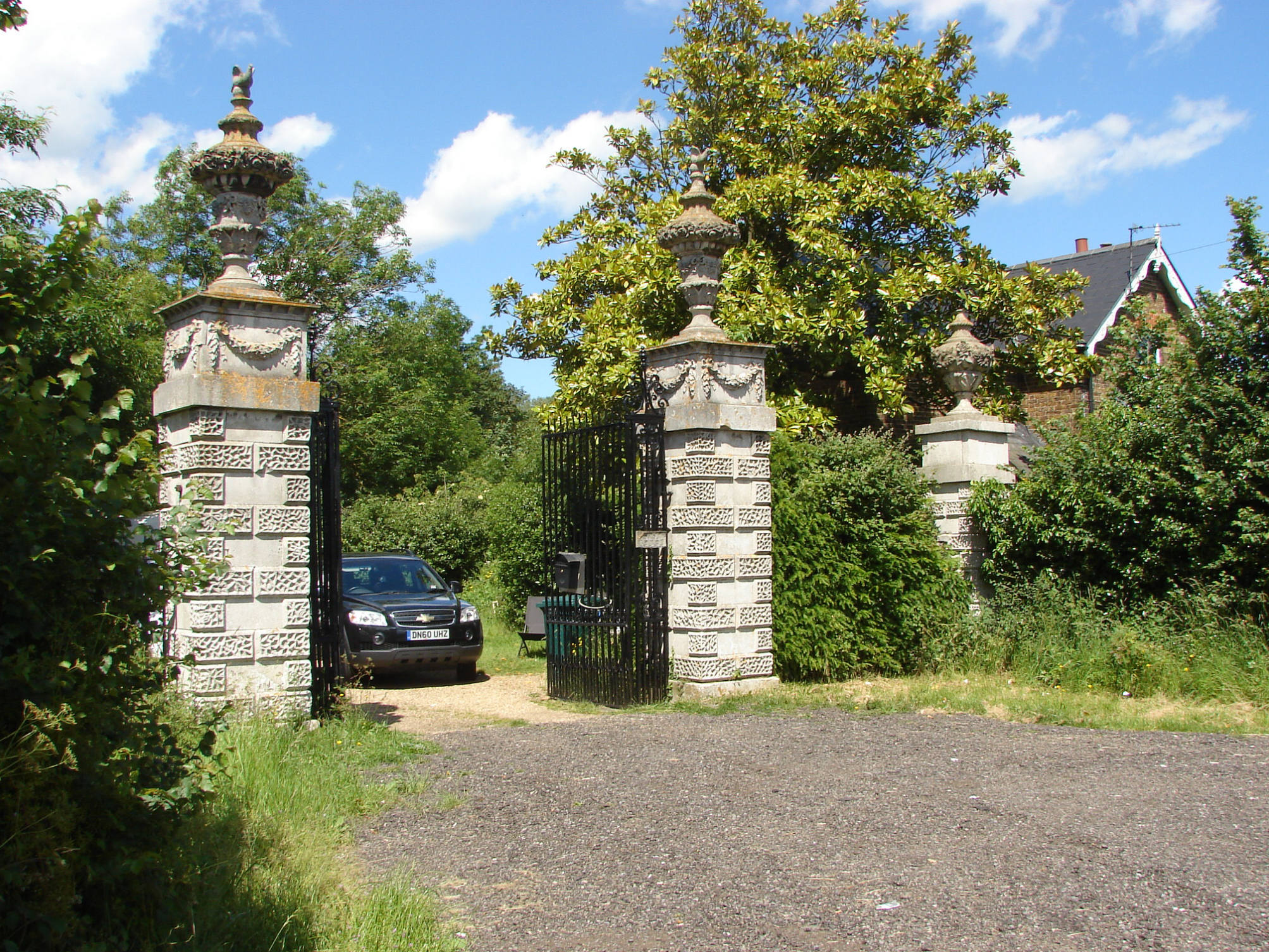 The Vanishing Crown of Les Cèdres and the Death of the Dynastic Estate