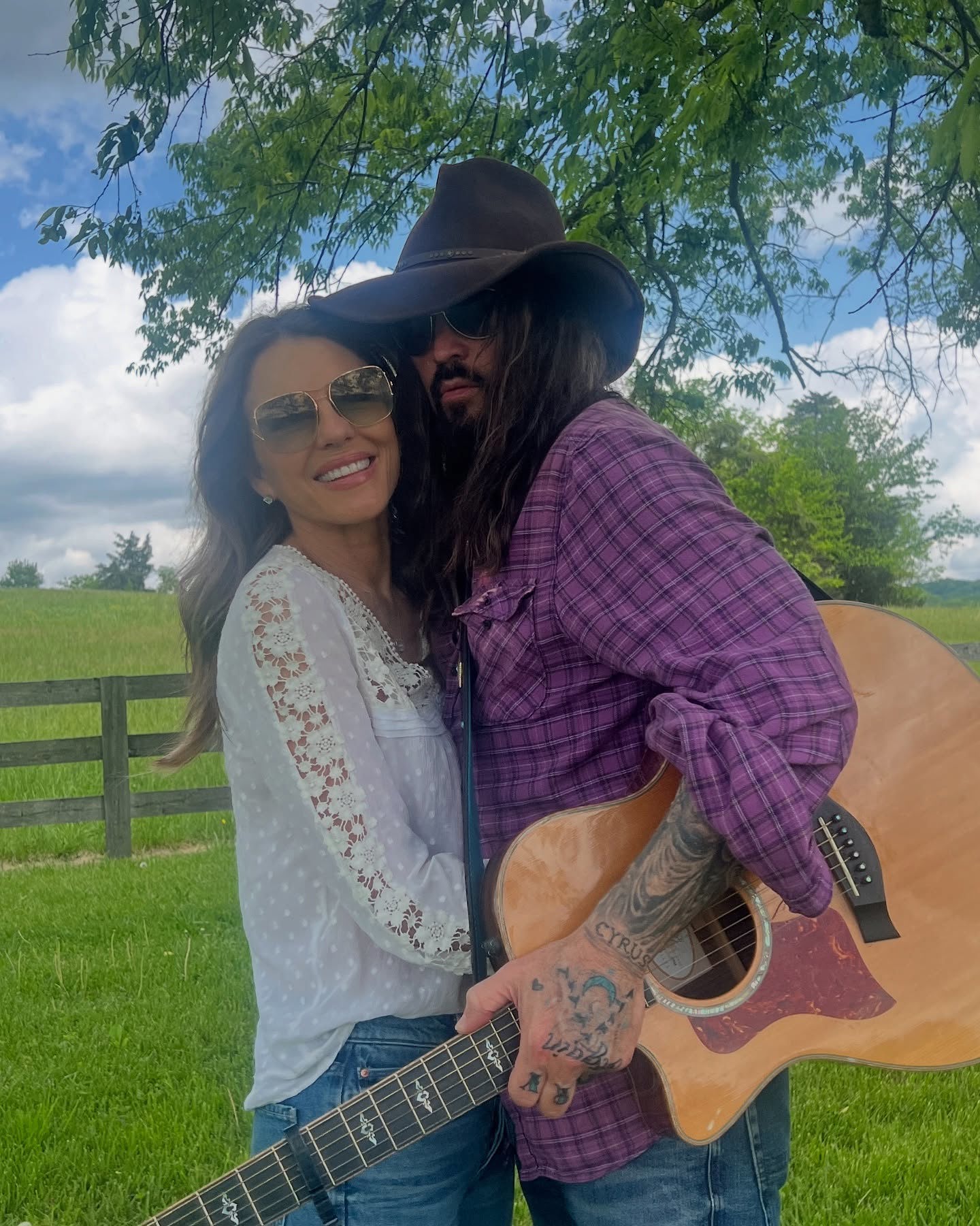 Elizabeth Hurley birthday tribute to Billy Ray Cyrus