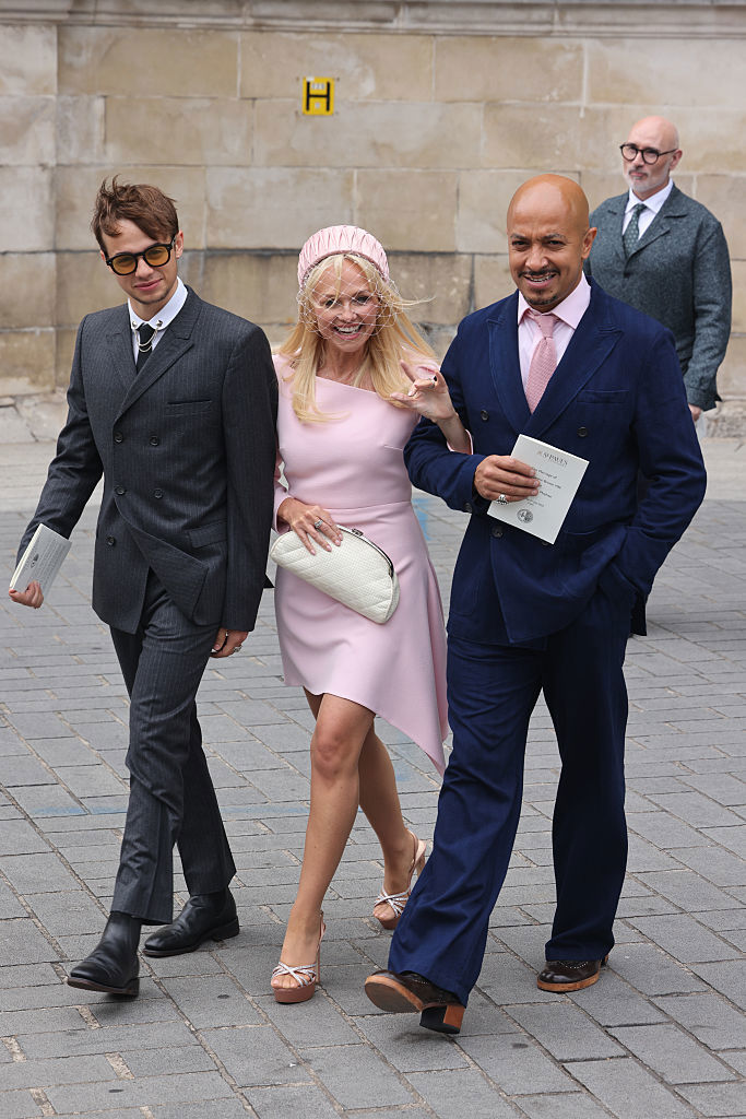 LONDON, ENGLAND - JULY 05: Emma Bunton and Jade Jones attend Mel B and Rory McPhee's wedding at St Paul's Cathedral on July 05, 2025 in London, England. (Photo by Neil Mockford/GC Images)