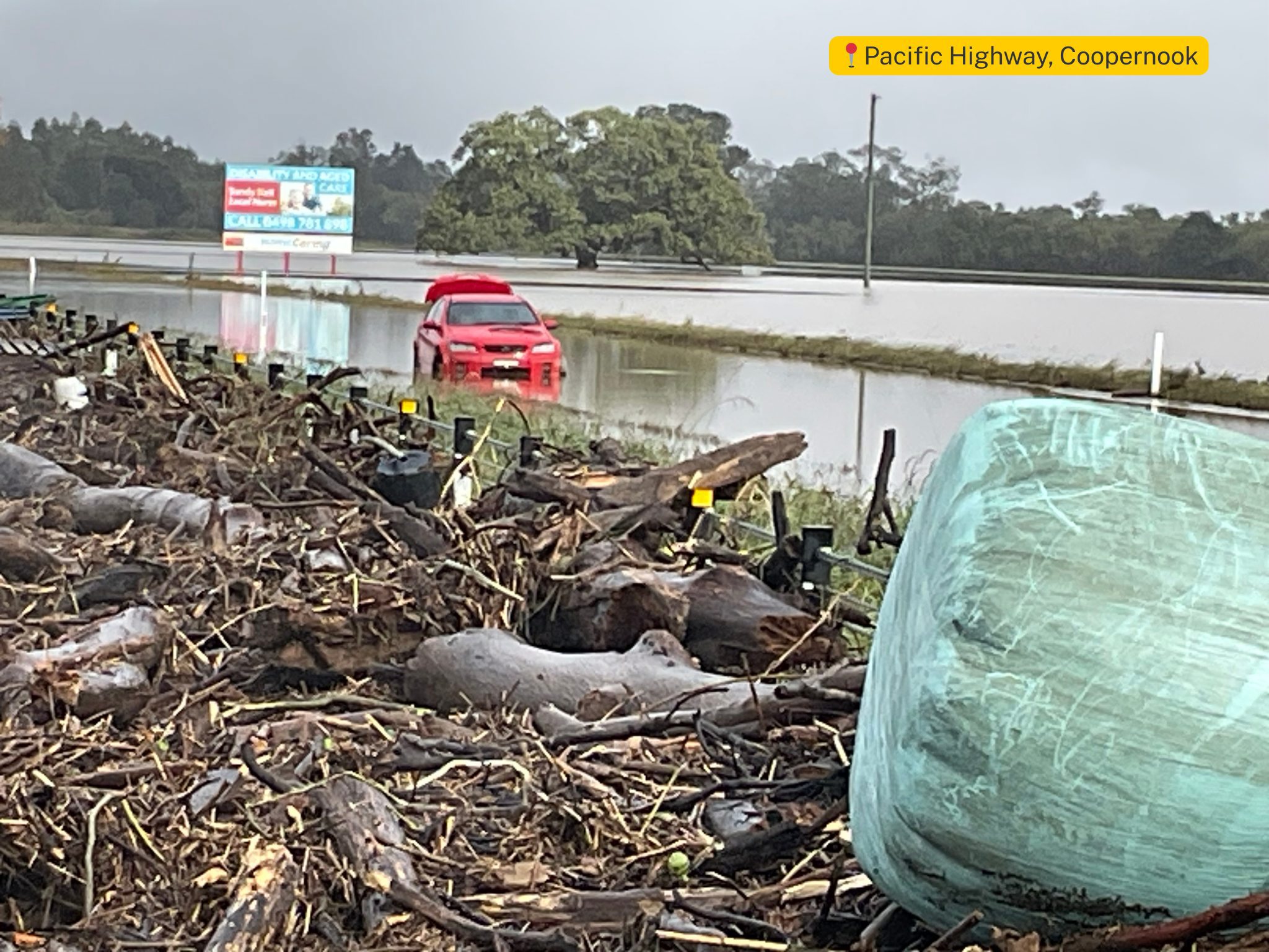 Images from the cleanup at the Pacific Highway, COopernook. 