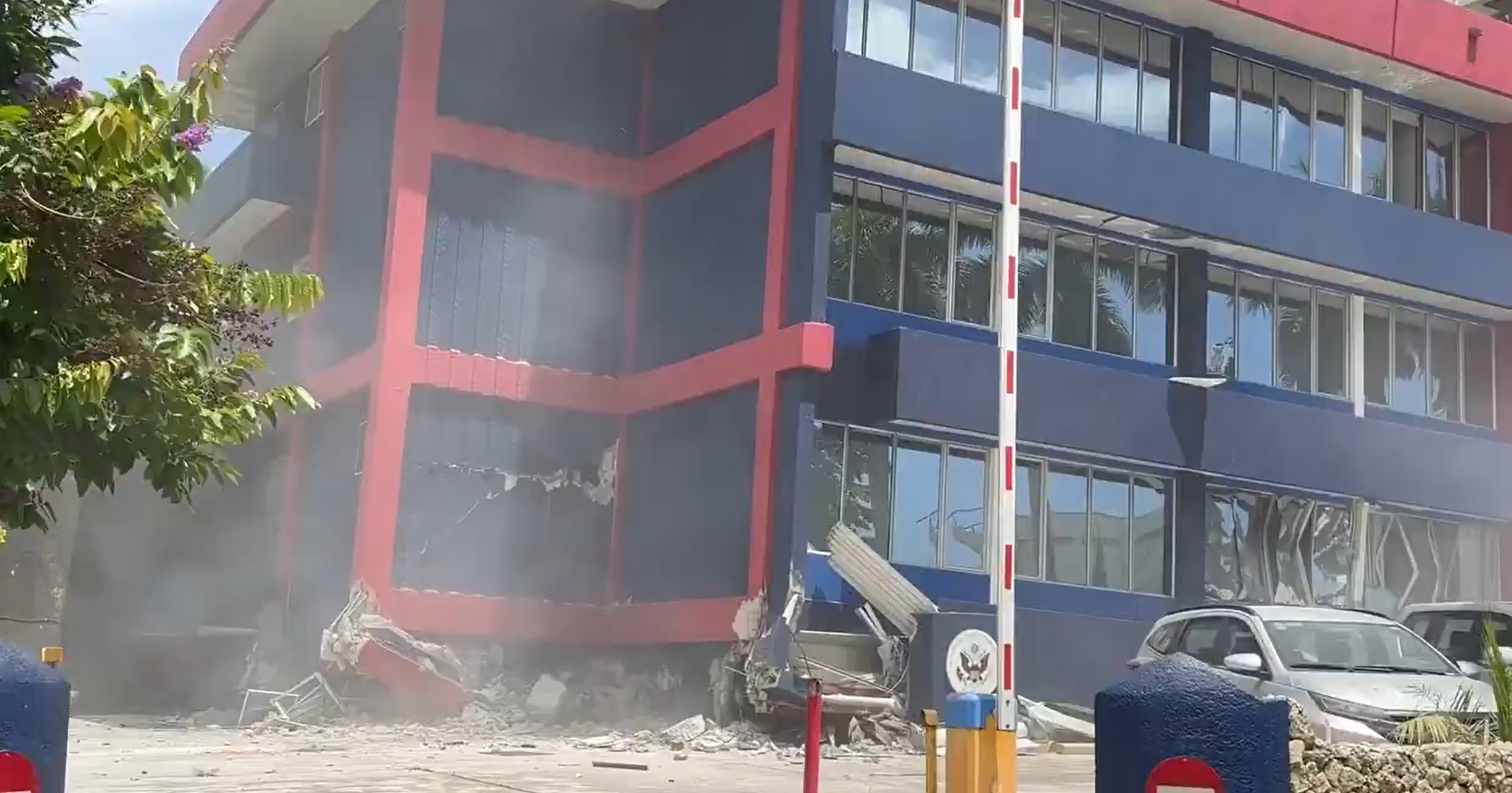 Footage appears to show damage of the outside of the US Embassy in Vanuatu. 