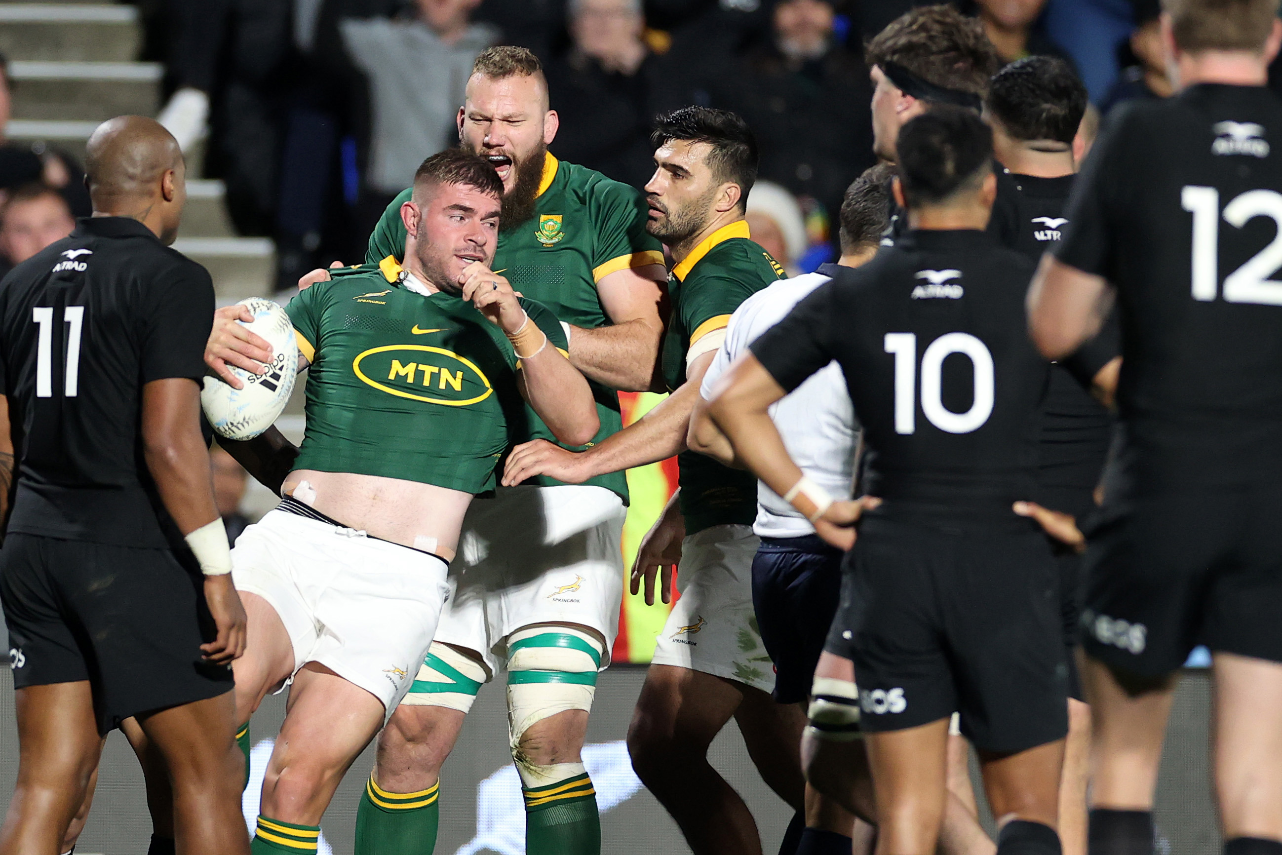 Malcolm Marx of South Africa scores a try.