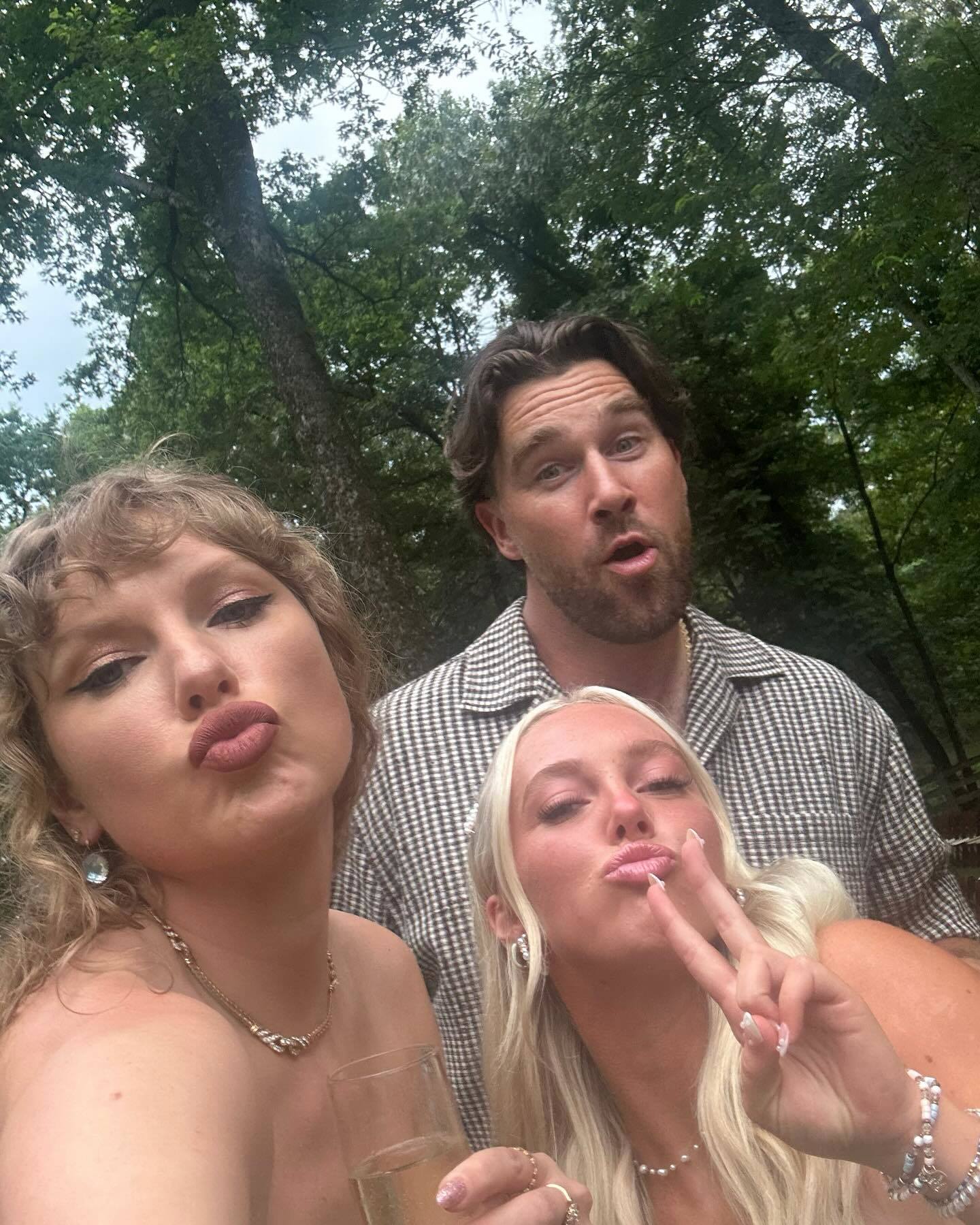 Taylor Swift Travis Kelce at wedding
