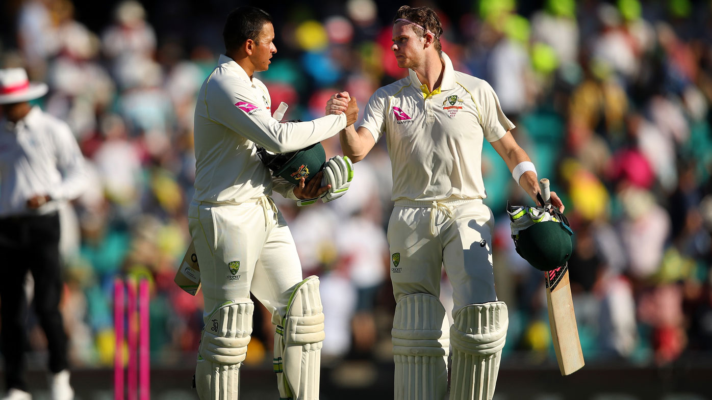 Usman Khawaja has backed Steve Smith to assume Australia's Test captaincy again. (Getty)