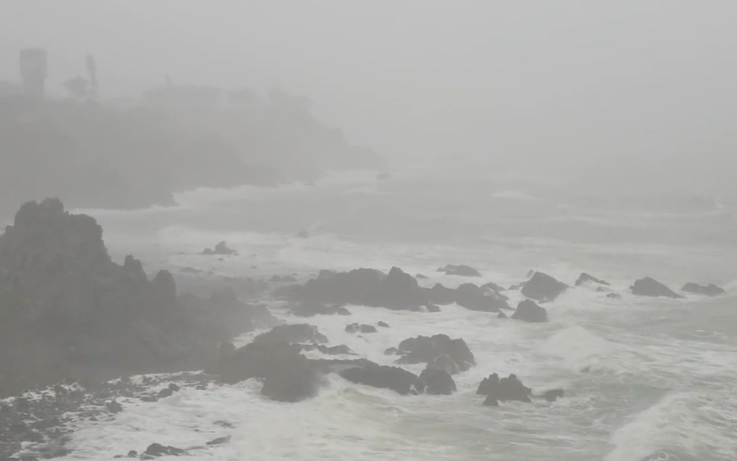 The weather threat in Queensland still remains after ex-cyclone Koji.