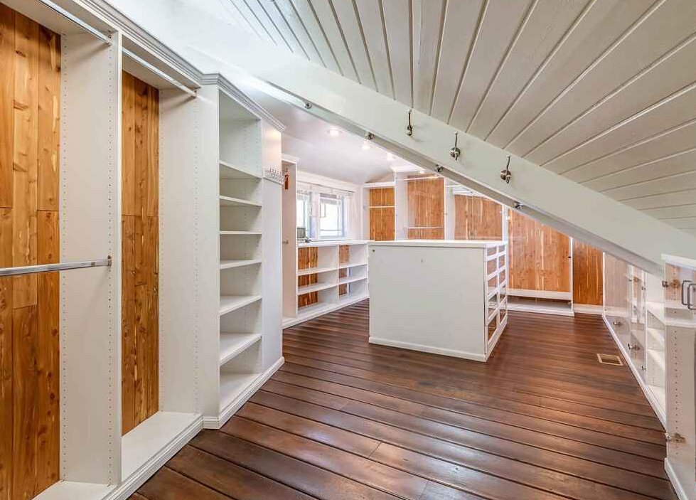 Sam Page buys Brooke Shields' LA mansion for a big discount