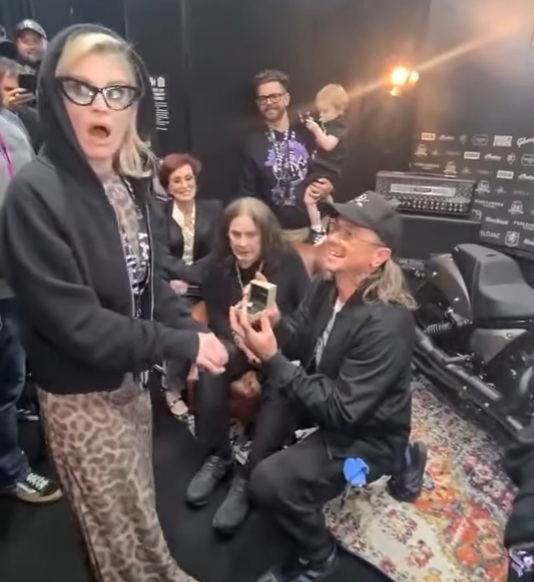 kelly osbourne gets engaged to sid wilson at father ozzy osbourne gig