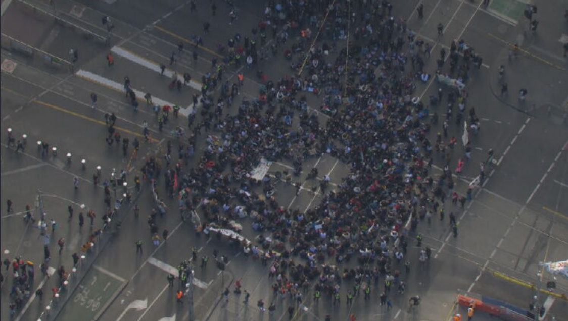 Five arrested as student protest against war in Gaza causes chaos in Melbourne 