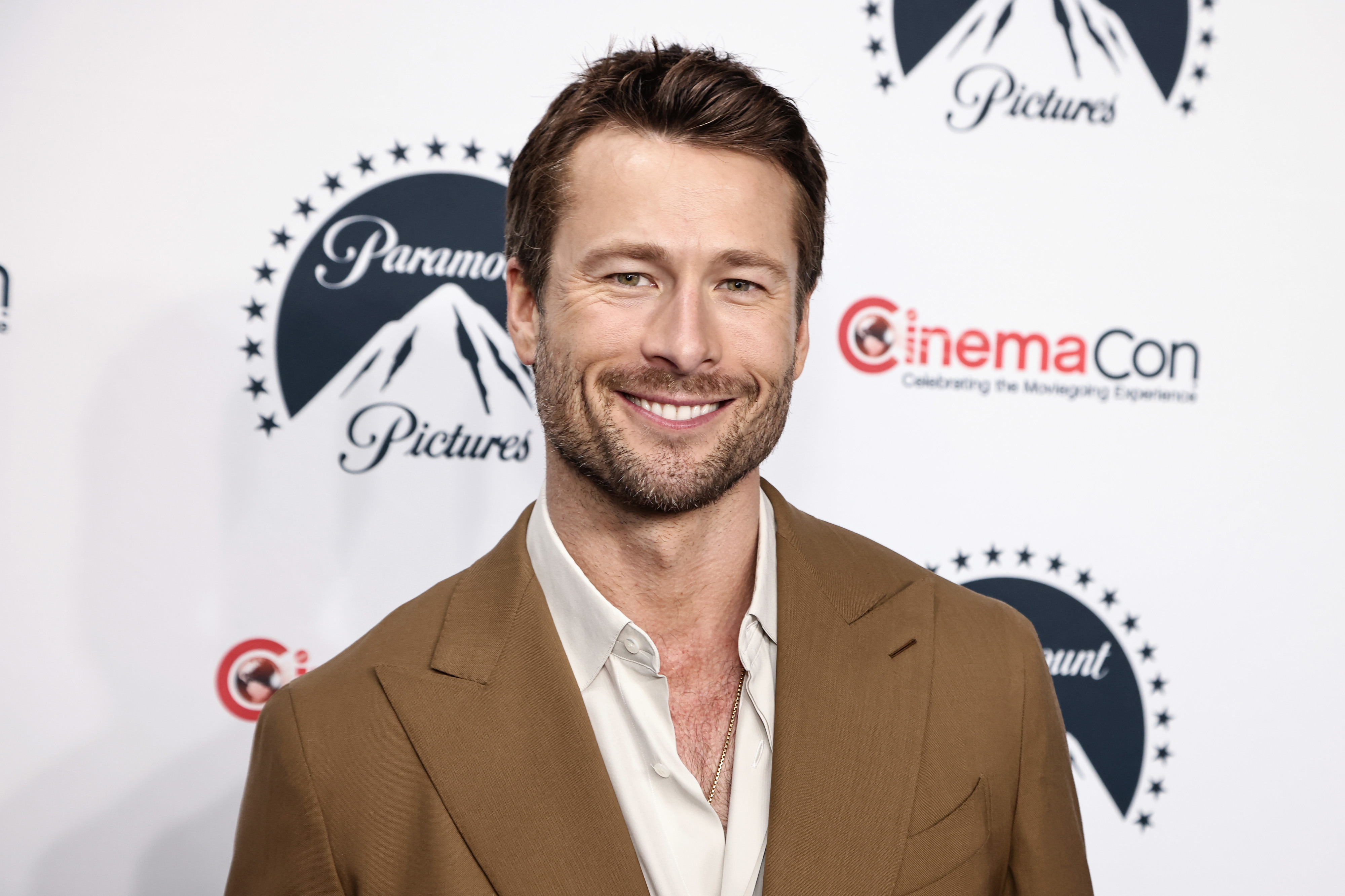  Glen Powell attends the Paramount Pictures 2025 CinemaCon Footage Presentation at The Colosseum at Caesars Palace in Las Vegas, Nevada on April 03, 2025. (Photo by Greg Doherty/Getty Images for Paramount Pictures)