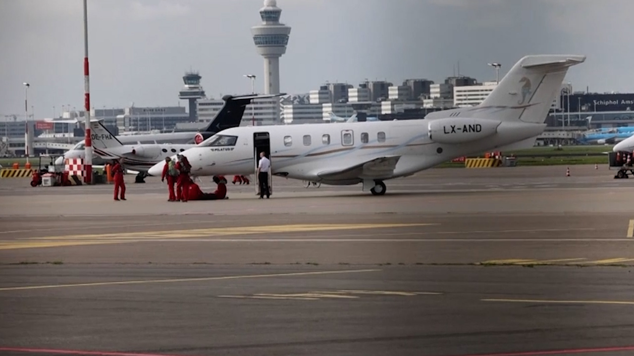 Climate activists block private jets at Schiphol Airport.