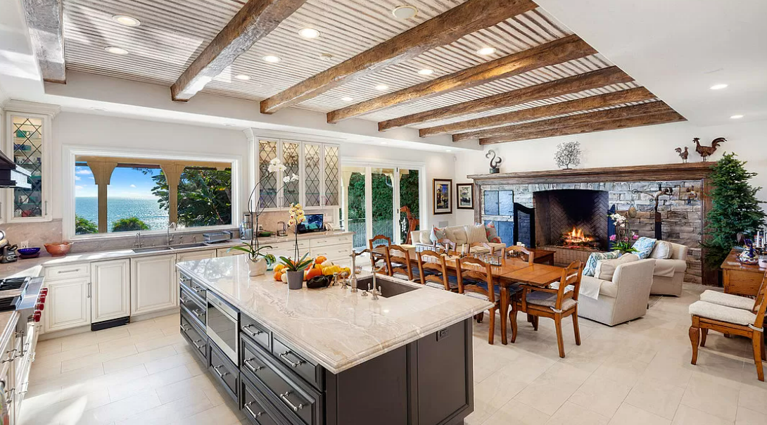 You can rent Jane Seymour's Malibu mansion, but it will cost you a pretty penny.