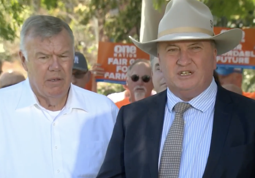 David Farley One Nation candidate for Farrah with Barnaby Joyce