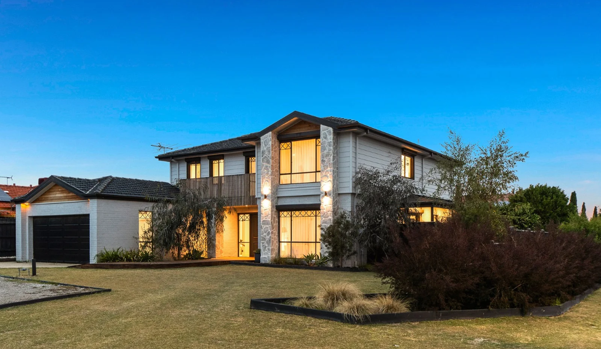 Block stars finally sell 'dream home' after heartbreak