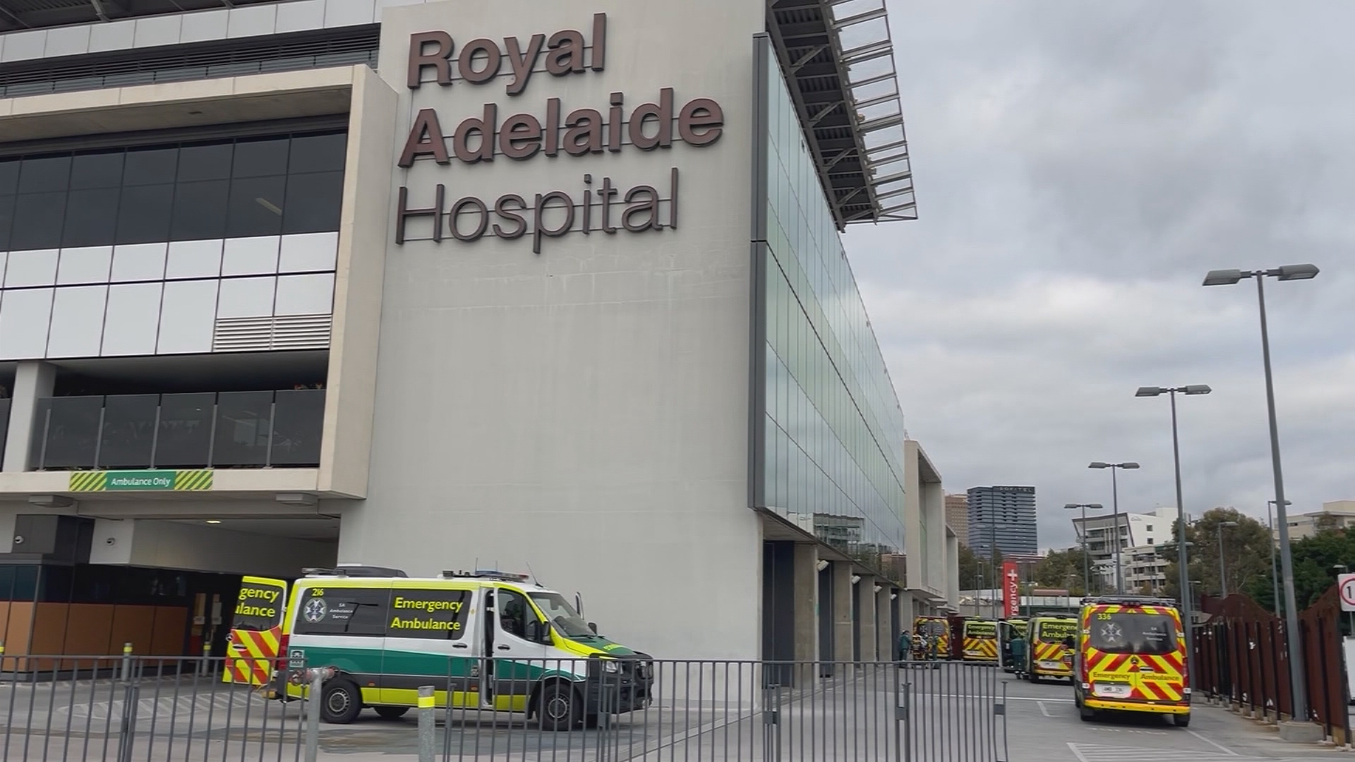 An 84-year-old woman has allegedly been forced to wait almost 10 hours at a hospital in Adelaide as the city keeps elective surgeries on hold. 