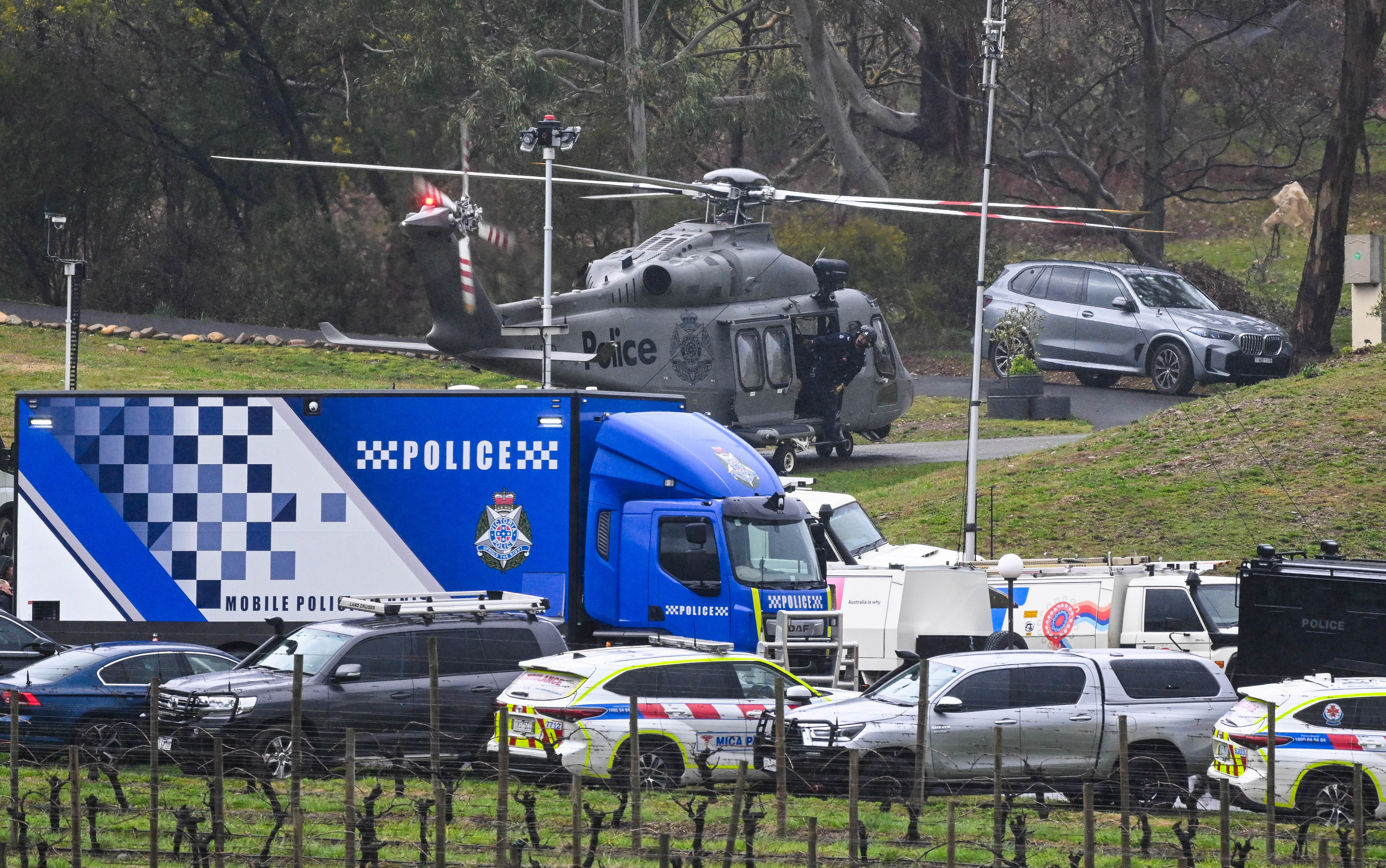 Porepunkah police shooting. Police compound at Feather Top Winery, Porepunkah.  27th August 2025, The Age news Picture by JOE ARMAO