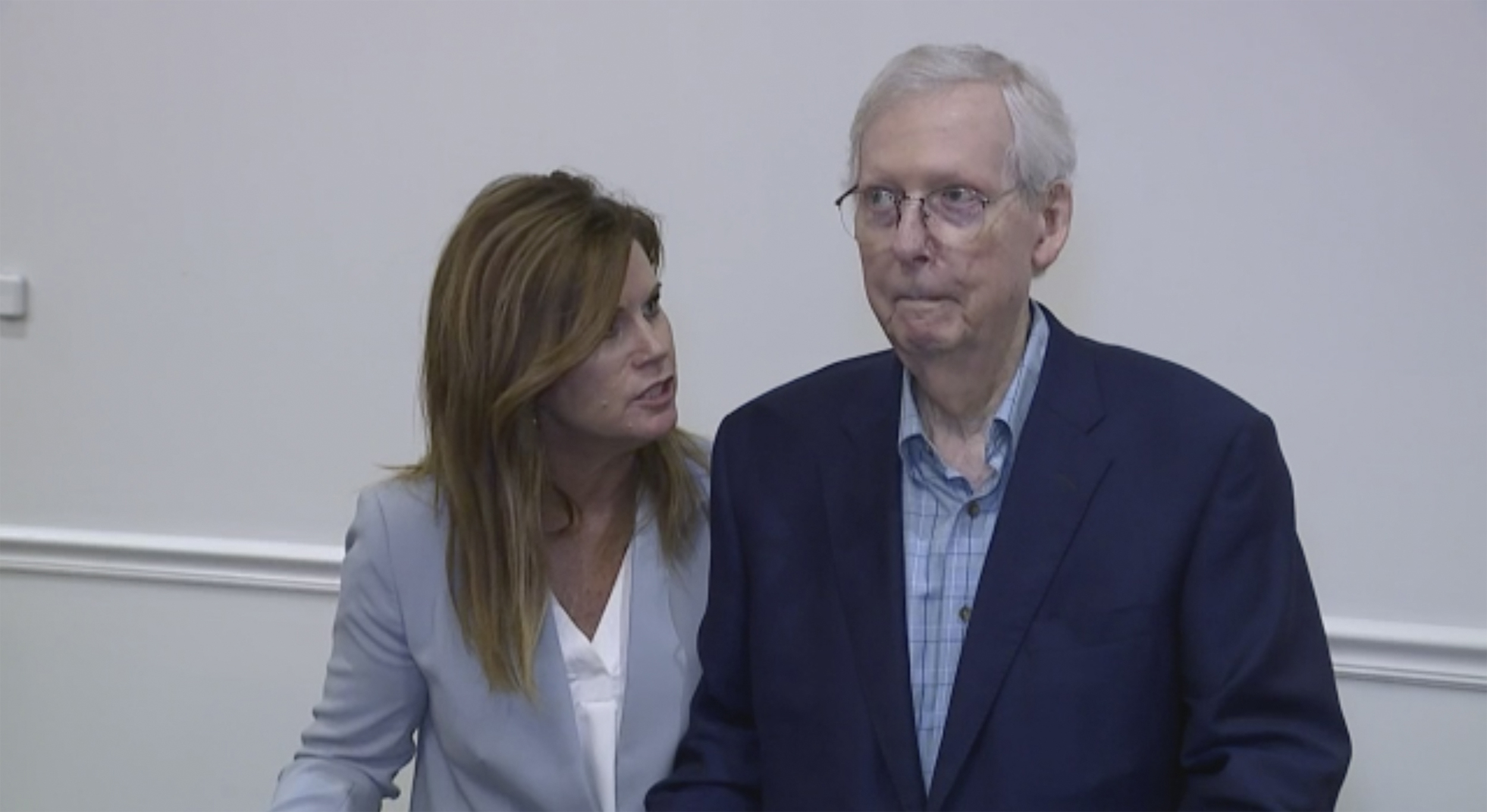 Mitch mcconnell nike hotsell