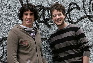 Andy Lee and Hamis Blake in 2006 (Justin McManus/The Sun Herald)