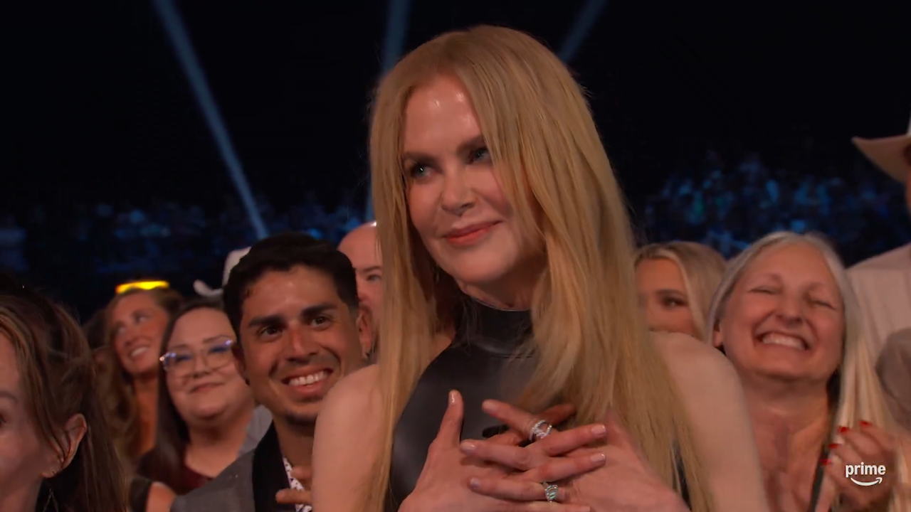 Nicole Kidman reacts to husband Keith Urban's shout out at the ACM Awards 2025