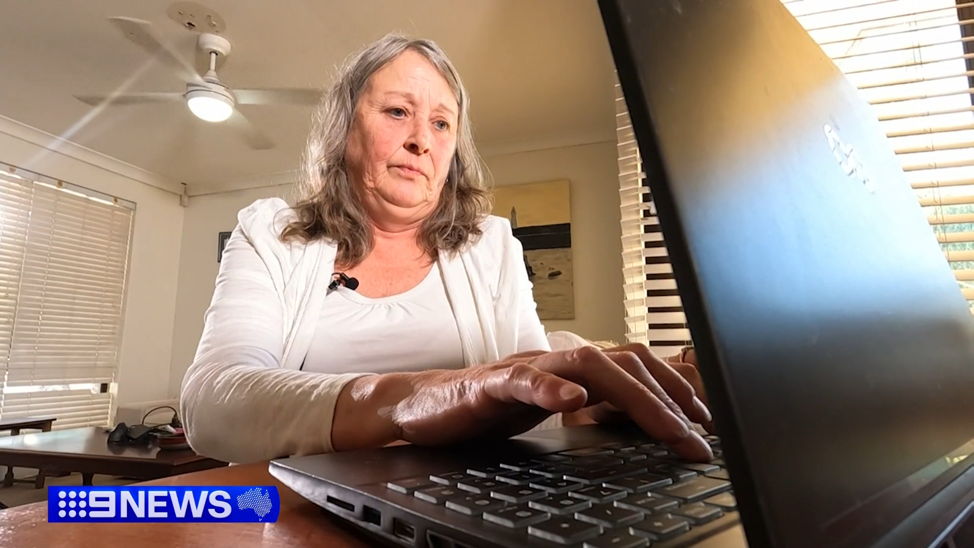 Perth gran scammed out of $10,000 over Facebook