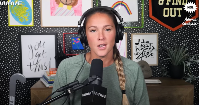 Kylie Kelce reacts to Taylor Swift's song Wood