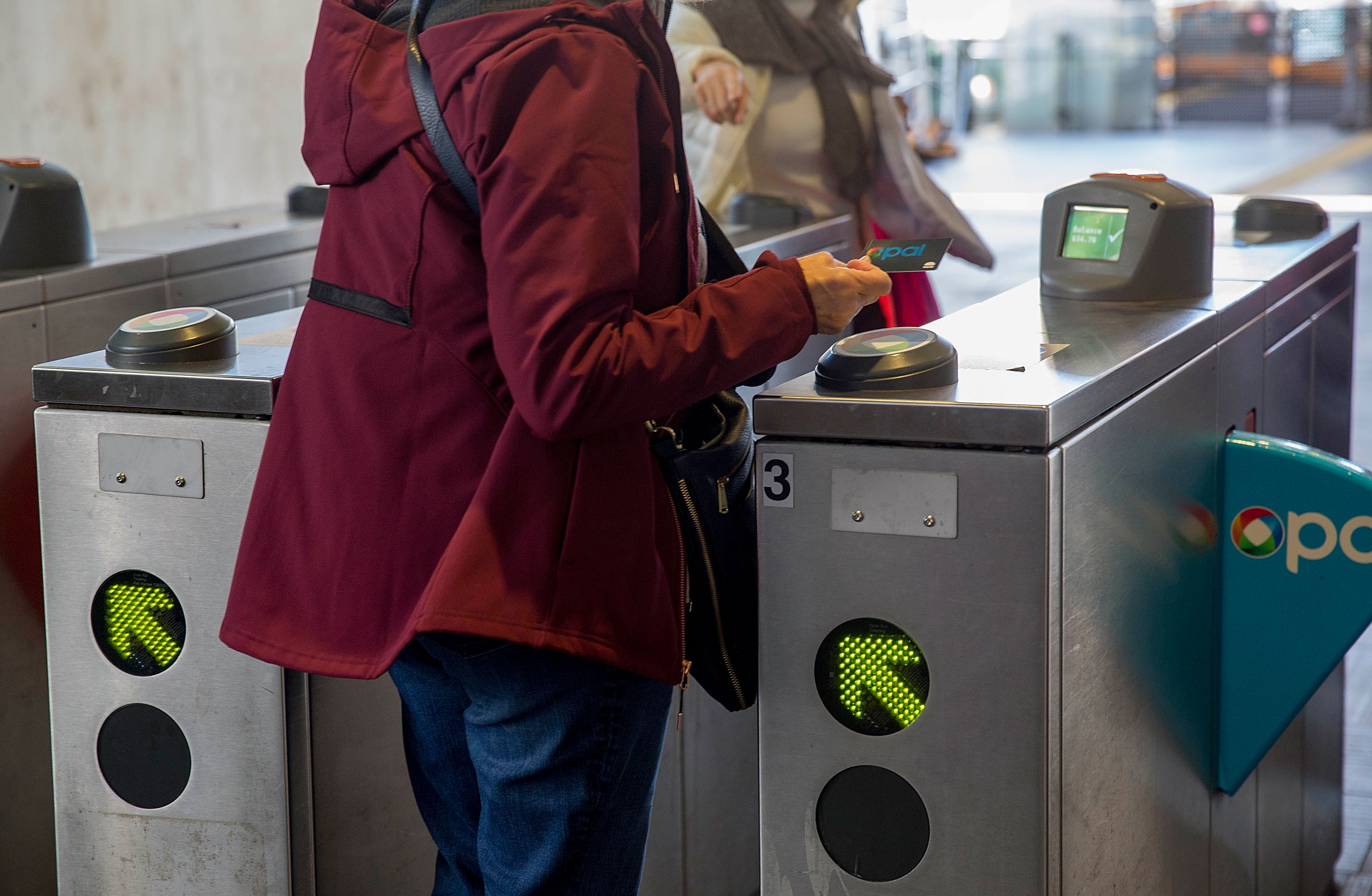 why-opal-card-machines-won-t-be-switched-off-in-nsw-next-week-after-all