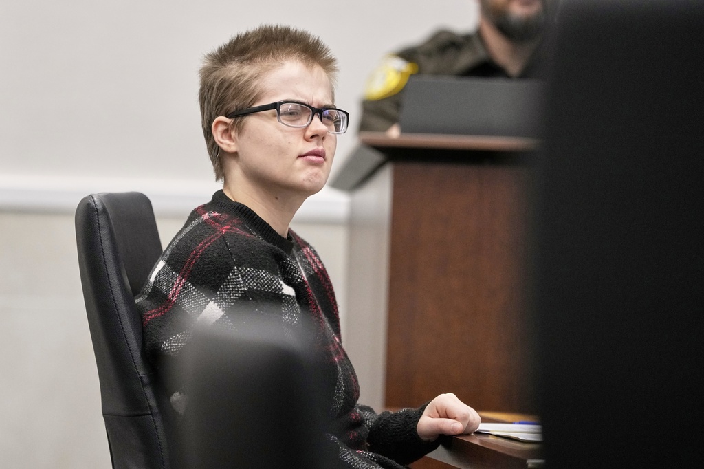 Morgan Geyser aparece en una sala del tribunal del condado de Waukesha el jueves 9 de enero de 2025 en Waukesha, Wisconsin (Foto AP/Morry Gash)