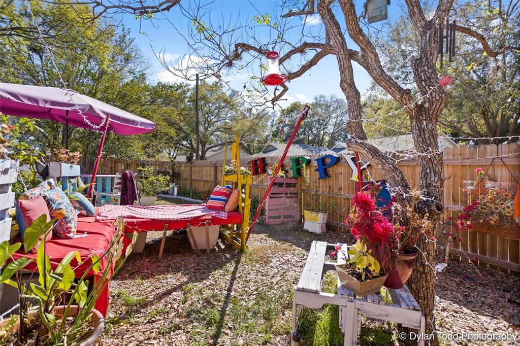 Edward Scissorhands house for sale scissorland florida