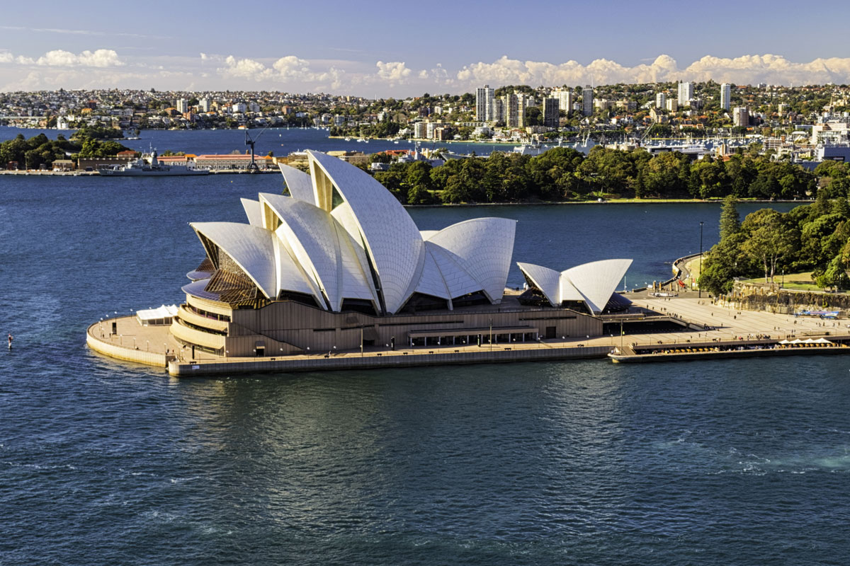 This is what the Sydney Opera House almost looked like - 9Travel