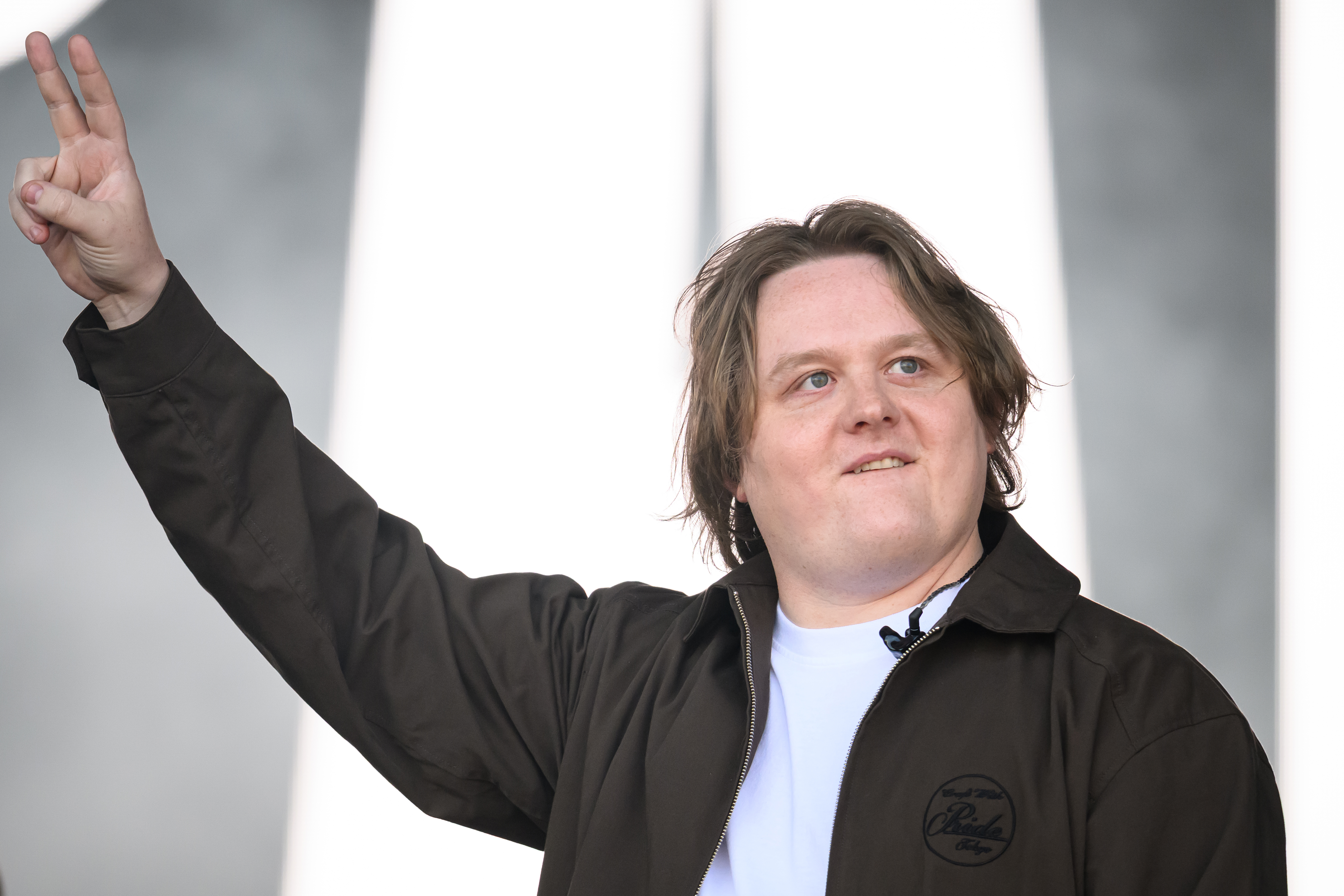 UK singer makes emotional return to iconic festival after health struggle