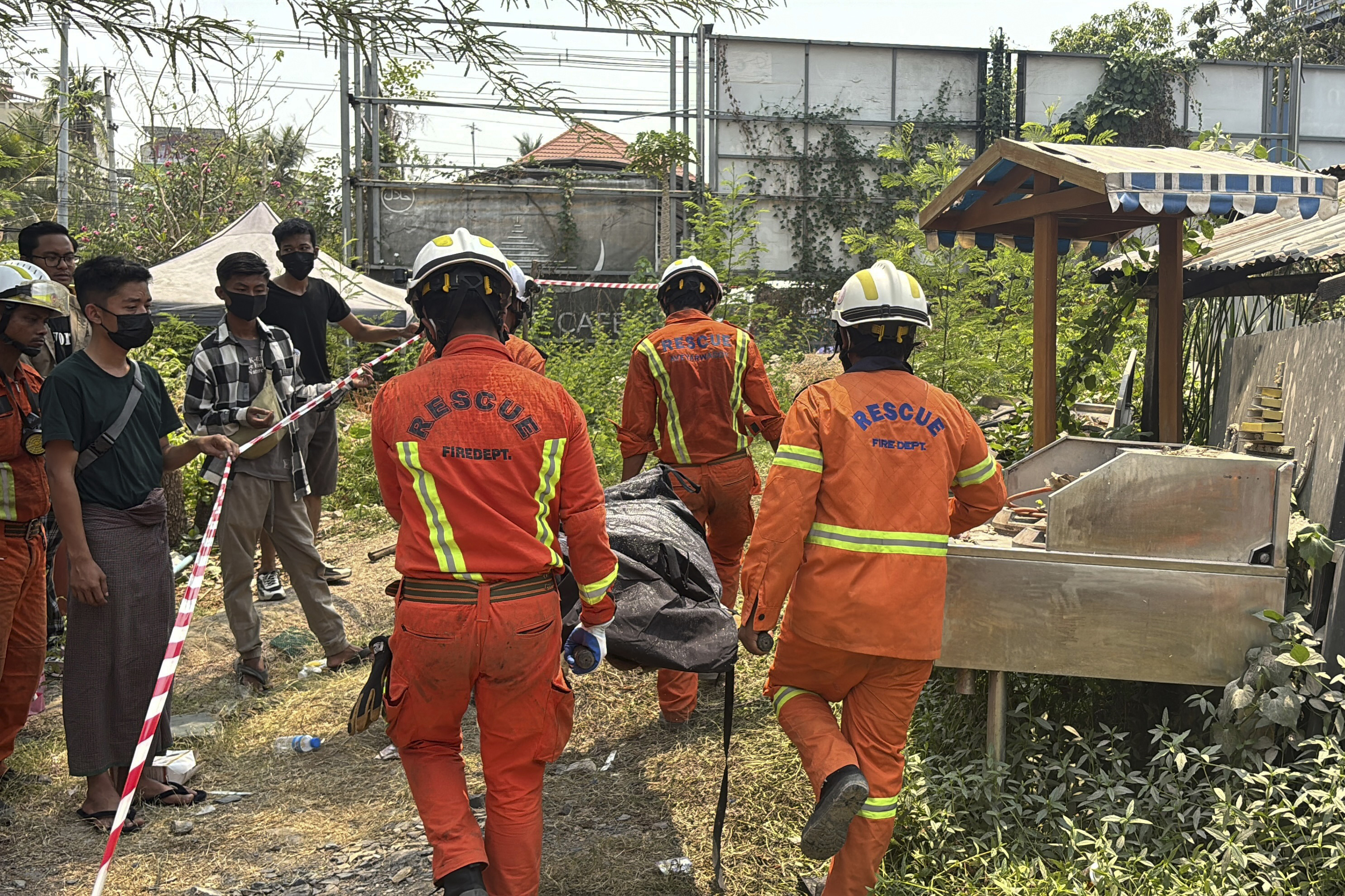Myanmar quake death toll rises amid 'supercharged' suffering