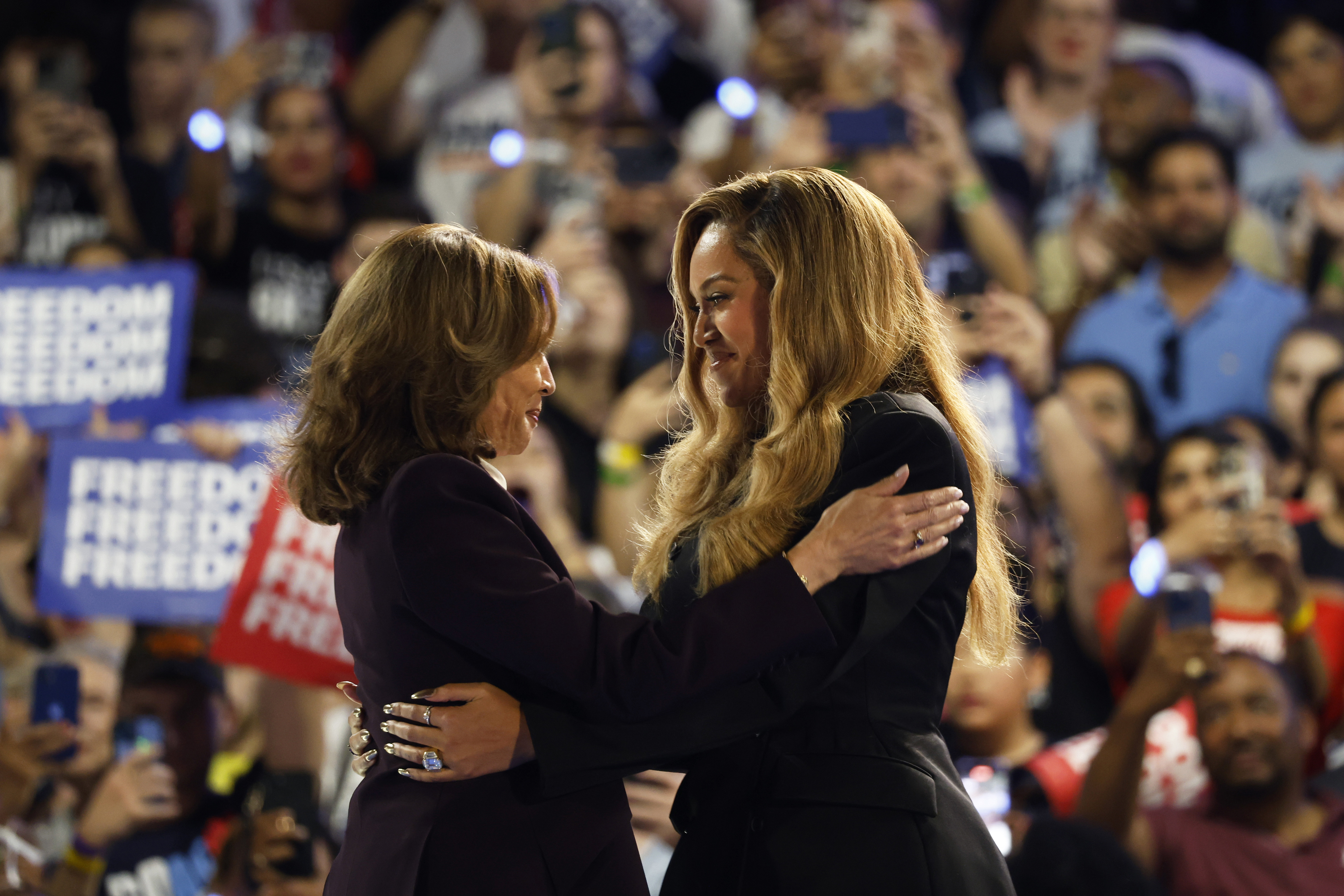 Beyonce, Kamala Harris