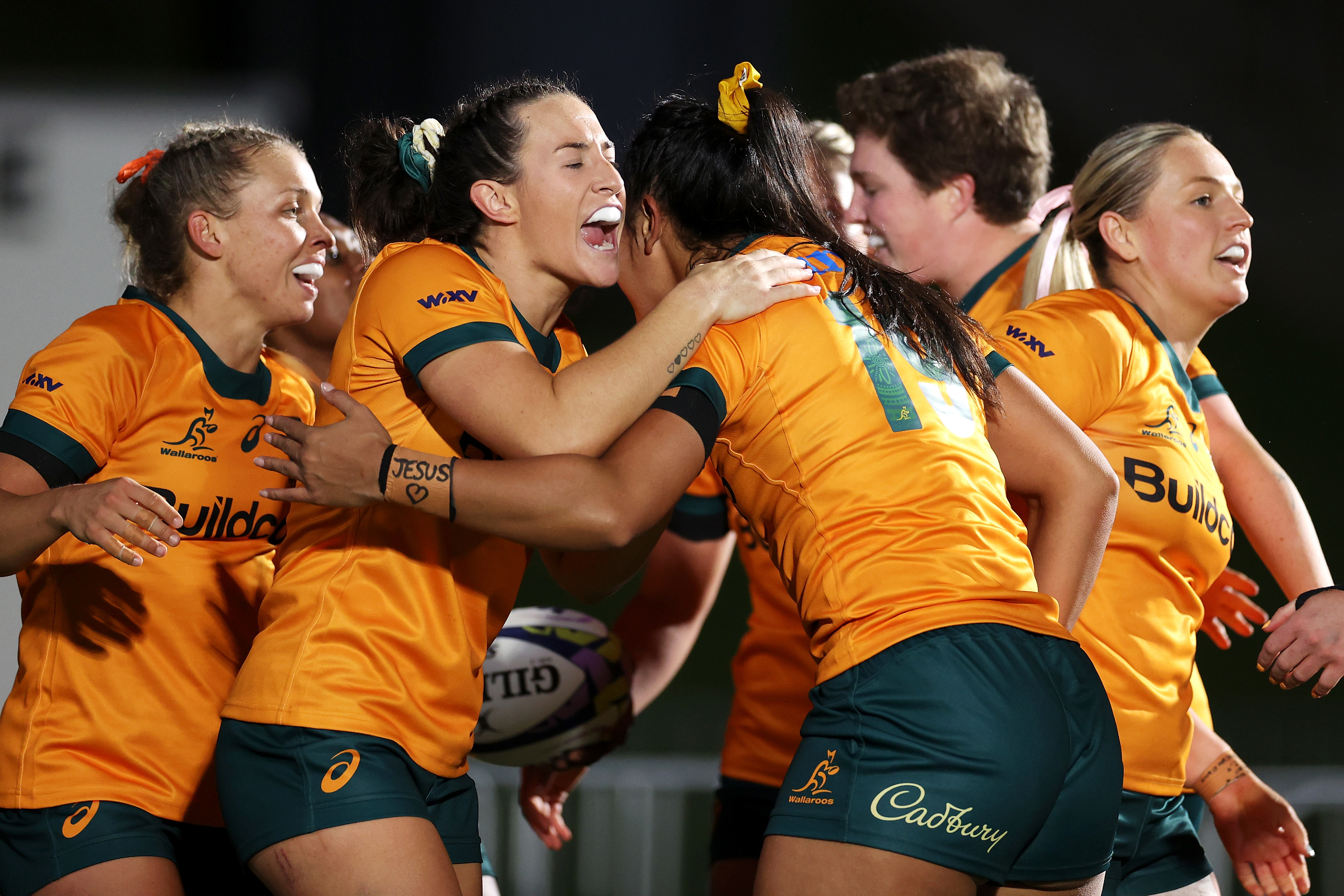 Australia celebrate at Mt Smart Stadium.