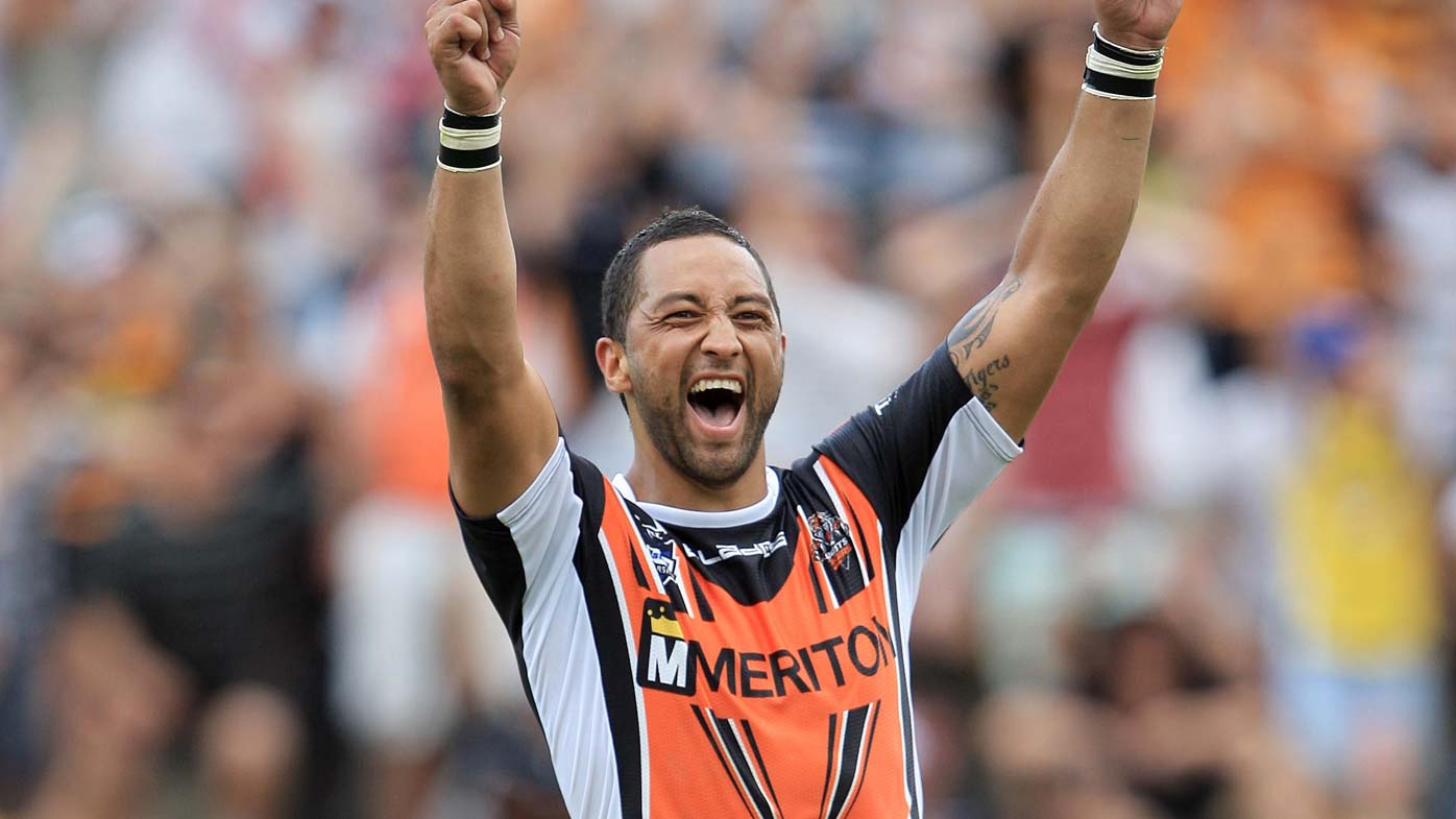 Wests Tigers Benji Marshall kicks a field goal for the Tigers
